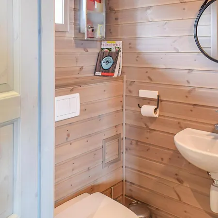 4 Bedroom Beautiful In * Sjusjoen